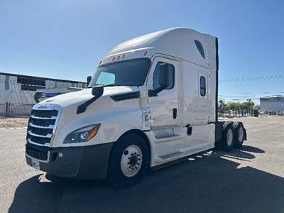 Freightliner Cascadia 126 Sleeper Semi Truck - 72" Integral Sleeper, 455HP, 12 Speed Automatic