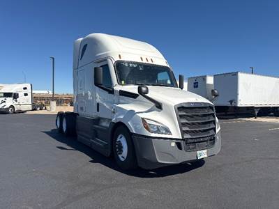 Freightliner Cascadia 126 Sleeper Semi Truck - 72" Integral Sleeper, 450HP, 12 Speed Automatic