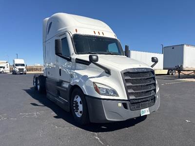 Freightliner Cascadia 126 Sleeper Semi Truck - 72" Integral Sleeper, 450HP, 12 Speed Automatic