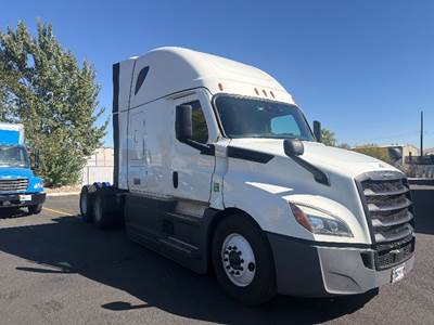 Freightliner Cascadia 126 Sleeper Semi Truck - 72" Integral Sleeper, 450HP, 12 Speed Automatic