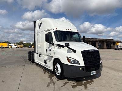 Freightliner Cascadia 126 Sleeper Semi Truck - 72" Integral Sleeper, 455HP, 12 Speed Automatic