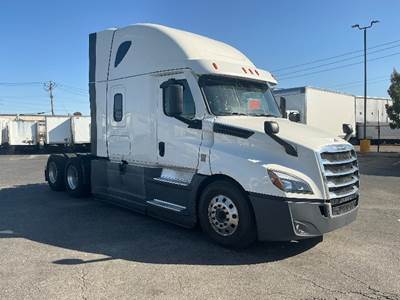 Freightliner Cascadia 126 Sleeper Semi Truck - 72" Integral Sleeper, 410HP, 12 Speed Automatic