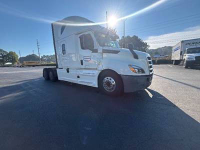 Freightliner Cascadia 126 Sleeper Semi Truck - 72" Integral Sleeper, 455HP, 12 Speed Automatic