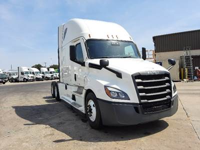 Freightliner Cascadia 126 Sleeper Semi Truck - 72" Integral Sleeper, 455HP, 12 Speed Automatic