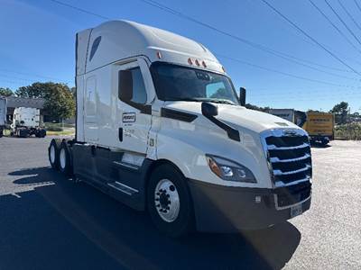 Freightliner Cascadia 126 Sleeper Semi Truck - 72" Integral Sleeper, 455HP, 12 Speed Automatic