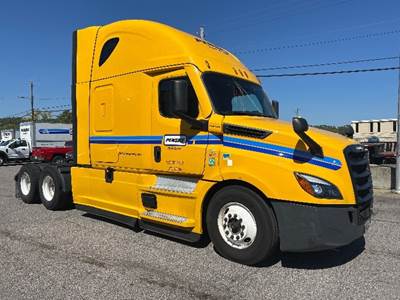 Freightliner Cascadia 126 Sleeper Semi Truck - 72" Integral Sleeper, 455HP, 12 Speed Automatic