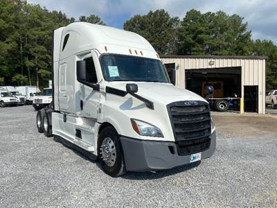 Freightliner Cascadia 126 Sleeper Semi Truck - 72" Integral Sleeper, 455HP, 12 Speed Automatic
