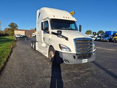 Freightliner Cascadia 126 Sleeper Semi Truck - 72" Integral Sleeper, 455HP, 12 Speed Automatic