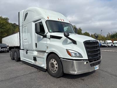 Freightliner Cascadia 126 Sleeper Semi Truck - 72" Integral Sleeper, 455HP, 12 Speed Automatic