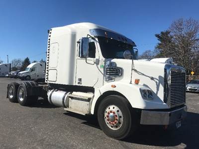 Freightliner Coronado 122 SD Sleeper Semi Truck - 70" Integral Sleeper, 530HP, 13 Speed Manual