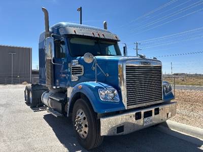 Freightliner Coronado 122 SD Sleeper Semi Truck - 70" Integral Sleeper, 505HP, 10 Speed Manual