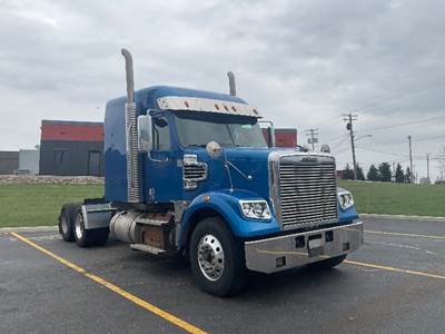 Freightliner Coronado 122 SD Sleeper Semi Truck - 70" Integral Sleeper, 505HP, 10 Speed Manual