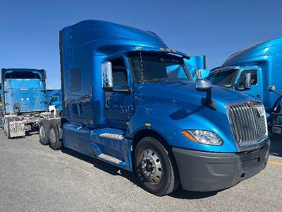 International LT625 Single Axle Sleeper Semi Truck - 73" Integral Sleeper, Cummins 400HP, 11 Speed Automatic