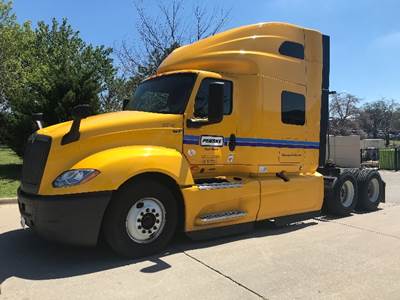 International LT625 Sleeper Semi Truck - 73" Integral Sleeper, Cummins 450HP, 12 Speed Automatic