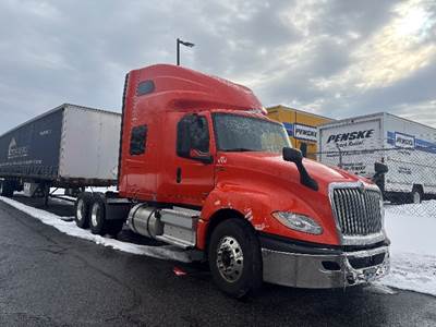 International LT625 Sleeper Semi Truck - 73" Integral Sleeper, 450HP, 12 Speed Automatic