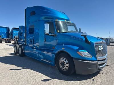 International LT625 Single Axle Sleeper Semi Truck - 73" Integral Sleeper, Cummins 400HP, 11 Speed Automatic