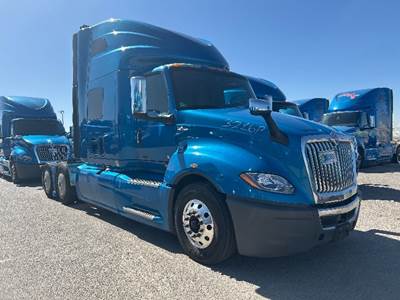 International LT625 Single Axle Sleeper Semi Truck - 73" Integral Sleeper, Cummins 400HP, 11 Speed Automatic