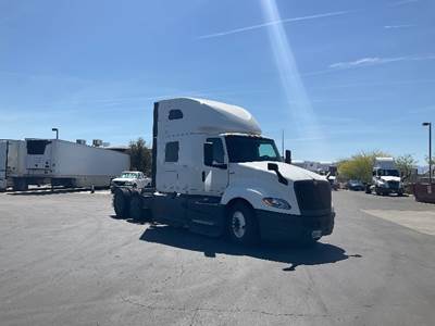 International LT625 Sleeper Semi Truck - 73" Integral Sleeper, Cummins 450HP, 12 Speed Automatic