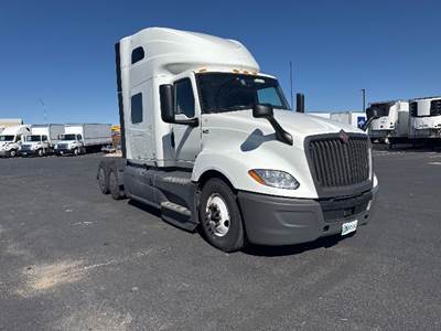 International LT625 Sleeper Semi Truck - 73" Integral Sleeper, Cummins 450HP, 12 Speed Automatic