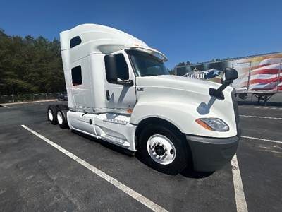 International LT625 Sleeper Semi Truck - 73" Integral Sleeper, Cummins 450HP, 10 Speed Automatic