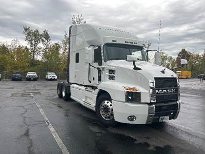 Mack Anthem Sleeper Semi Truck - 70" Integral Sleeper, MP8 445HP, 12 Speed Automatic