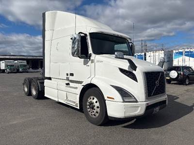 Volvo VNR64640 Sleeper Semi Truck - 61" Integral Sleeper, 455HP, 12 Speed Automatic