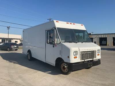 Ford E-450 Single Axle Step Van - 255HP, 5 Speed Automatic