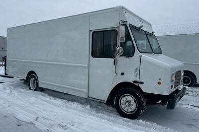 Freightliner MT45G Single Axle Step Van - Gmc, 308HP, 6 Speed Automatic