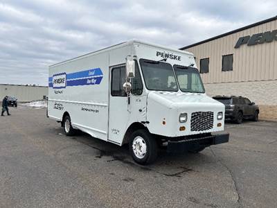 Freightliner MT45G Single Axle Step Van - Gmc, 308HP, 6 Speed Automatic