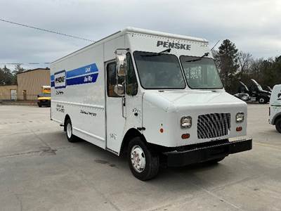 Freightliner MT45G Single Axle Step Van - Gmc, 308HP, 6 Speed Automatic