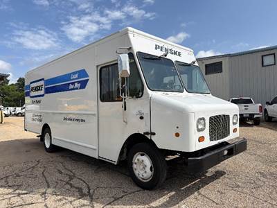 Freightliner MT45G Single Axle Step Van - Gmc, 308HP, 6 Speed Automatic