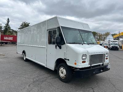 Freightliner MT55 Single Axle Step Van - Cummins, 220HP, 6 Speed Automatic