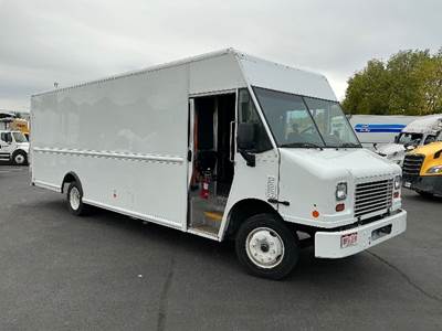 Freightliner MT55 Single Axle Step Van - Cummins, 220HP, 6 Speed Automatic