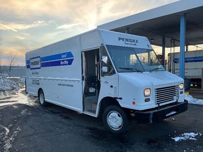 Freightliner MT55G Single Axle Step Van - Gmc, 308HP, 6 Speed Automatic