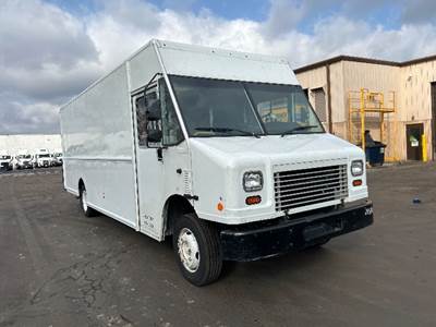 Freightliner MT55G Single Axle Step Van - Gmc, 308HP, 6 Speed Automatic