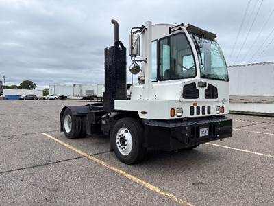 Autocar ACTT42 Yard Spotter Truck - Cummins, 300HP, 6 Speed Automatic