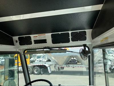 Capacity TJ5000 Yard Spotter Truck