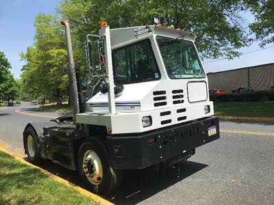 Capacity TJ5000 Yard Spotter Truck - Cummins, 200HP, 6 Speed Automatic