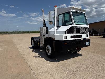Capacity TJ5000 Yard Spotter Truck - Cummins, 200HP, 6 Speed Automatic