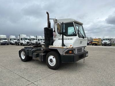 Ottawa T2 Yard Spotter Truck - Cummins, 200HP, 6 Speed Automatic