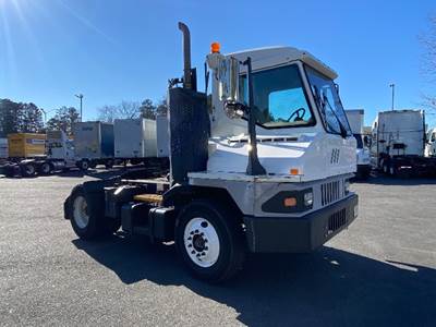 Ottawa T2 Yard Spotter Truck - Cummins, 200HP, 6 Speed Automatic