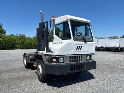 Ottawa T2 Yard Spotter Truck - Cummins, 200HP, 6 Speed Automatic