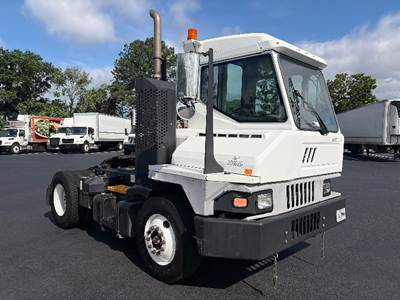 Ottawa T2 Yard Spotter Truck - Cummins, 200HP, 6 Speed Automatic