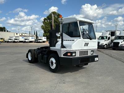 Ottawa T2 Yard Spotter Truck - Cummins, 200HP, 6 Speed Automatic