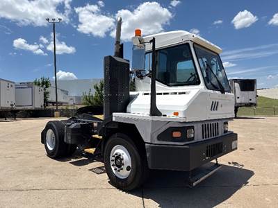 Ottawa T2 Yard Spotter Truck - Cummins, 200HP, 6 Speed Automatic