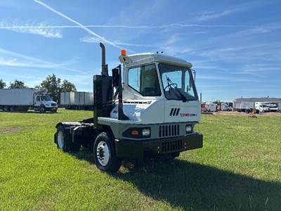 Ottawa T2 Yard Spotter Truck - Cummins, 173HP, 6 Speed Automatic