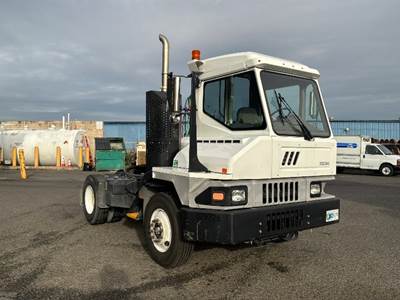 Ottawa T2 Yard Spotter Truck - Cummins, 200HP, 6 Speed Automatic