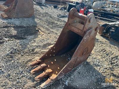 EX160 Trenching Bucket. Located In: Sleepy Hollow, NY.