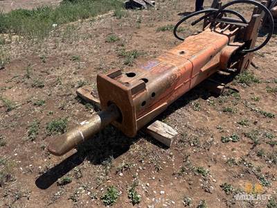 Hydraulic Rock Hammer Attachment With Chisel Bit. Heavy Duty Unit Includes