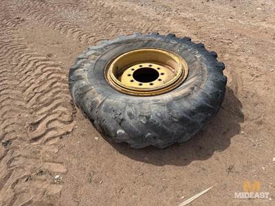 1400/24 Cat Grader Tire